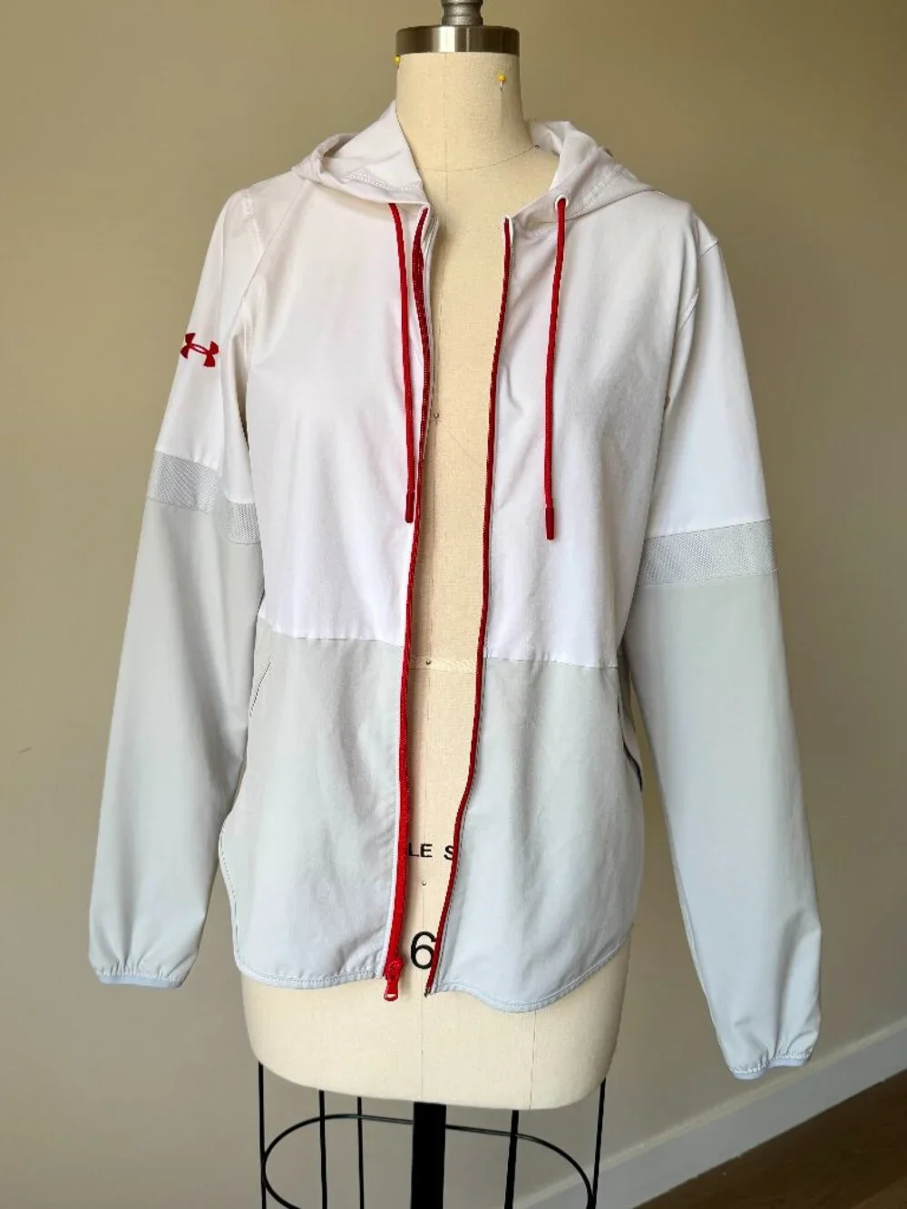 Under Armour Warm Up Jacket | White Full Zip Hoodie | Lightweight Running Jacket